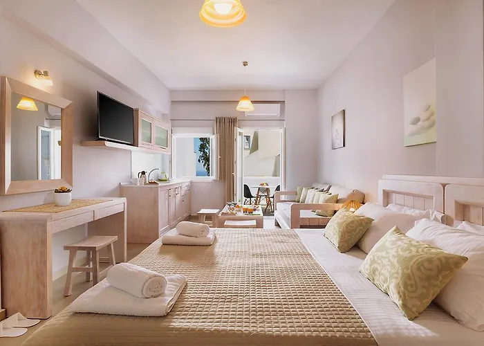 Mirto's Daire Fira (Santorini)