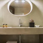 Mirto's Apartmán *